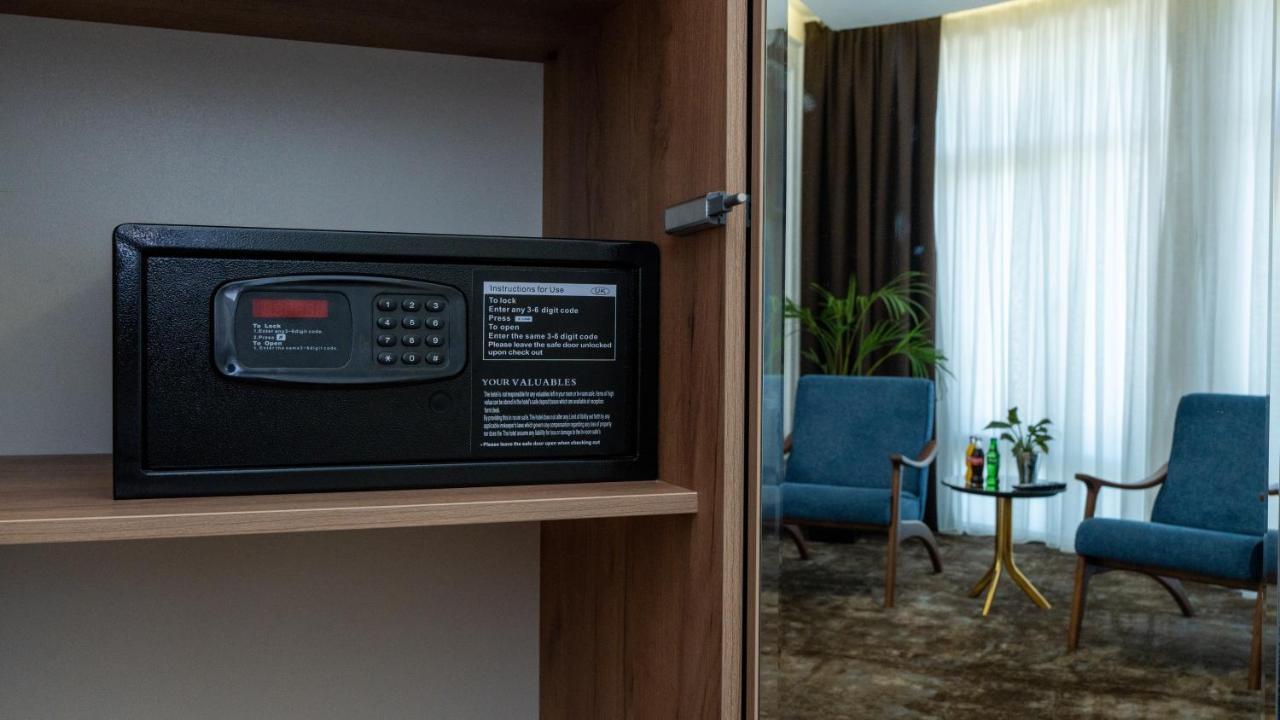 Garnet Mir Hotel タシュケント エクステリア 写真
