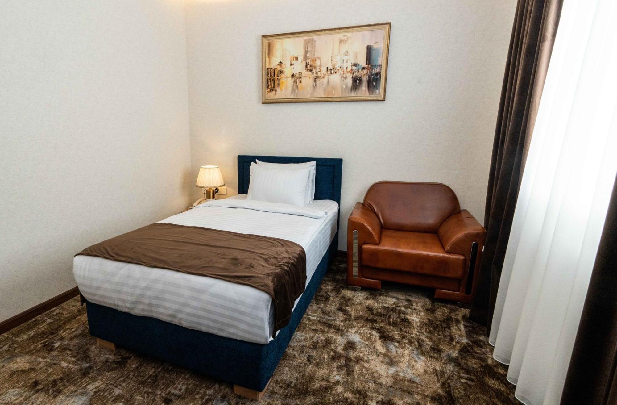 Garnet Mir Hotel タシュケント エクステリア 写真