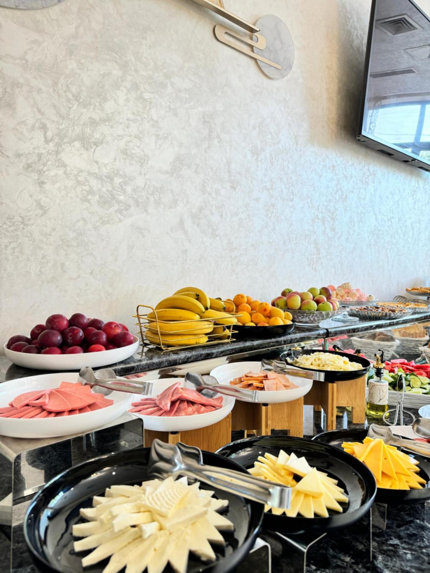 Garnet Mir Hotel タシュケント エクステリア 写真