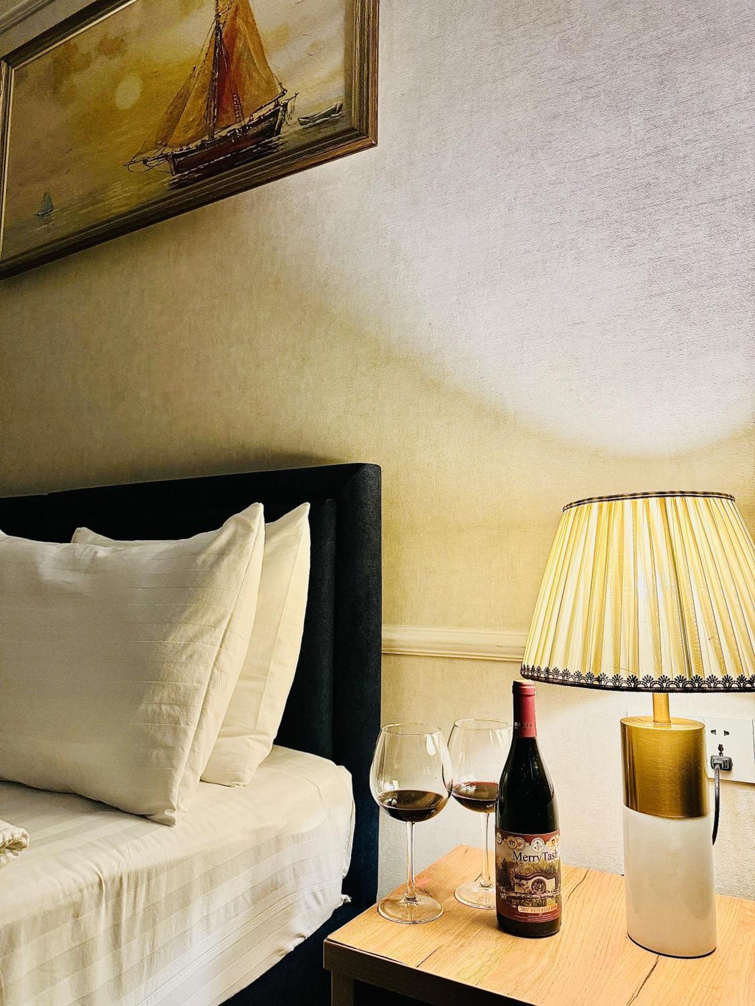 Garnet Mir Hotel タシュケント エクステリア 写真