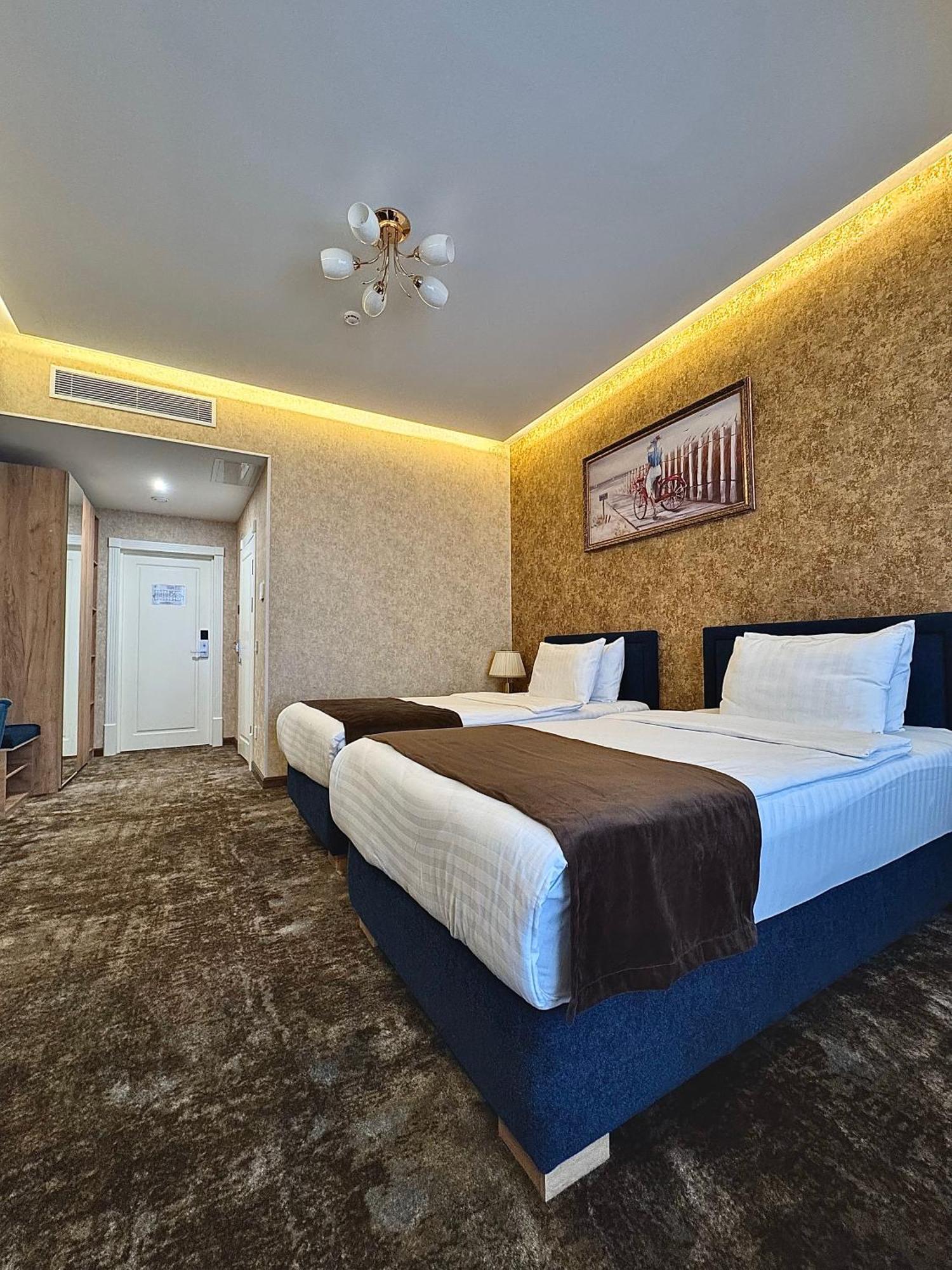Garnet Mir Hotel タシュケント エクステリア 写真
