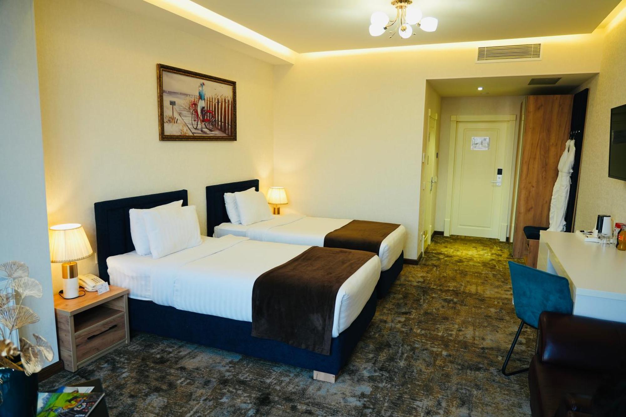 Garnet Mir Hotel タシュケント エクステリア 写真