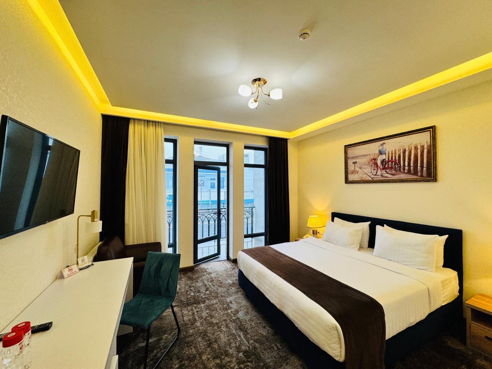 Garnet Mir Hotel タシュケント エクステリア 写真