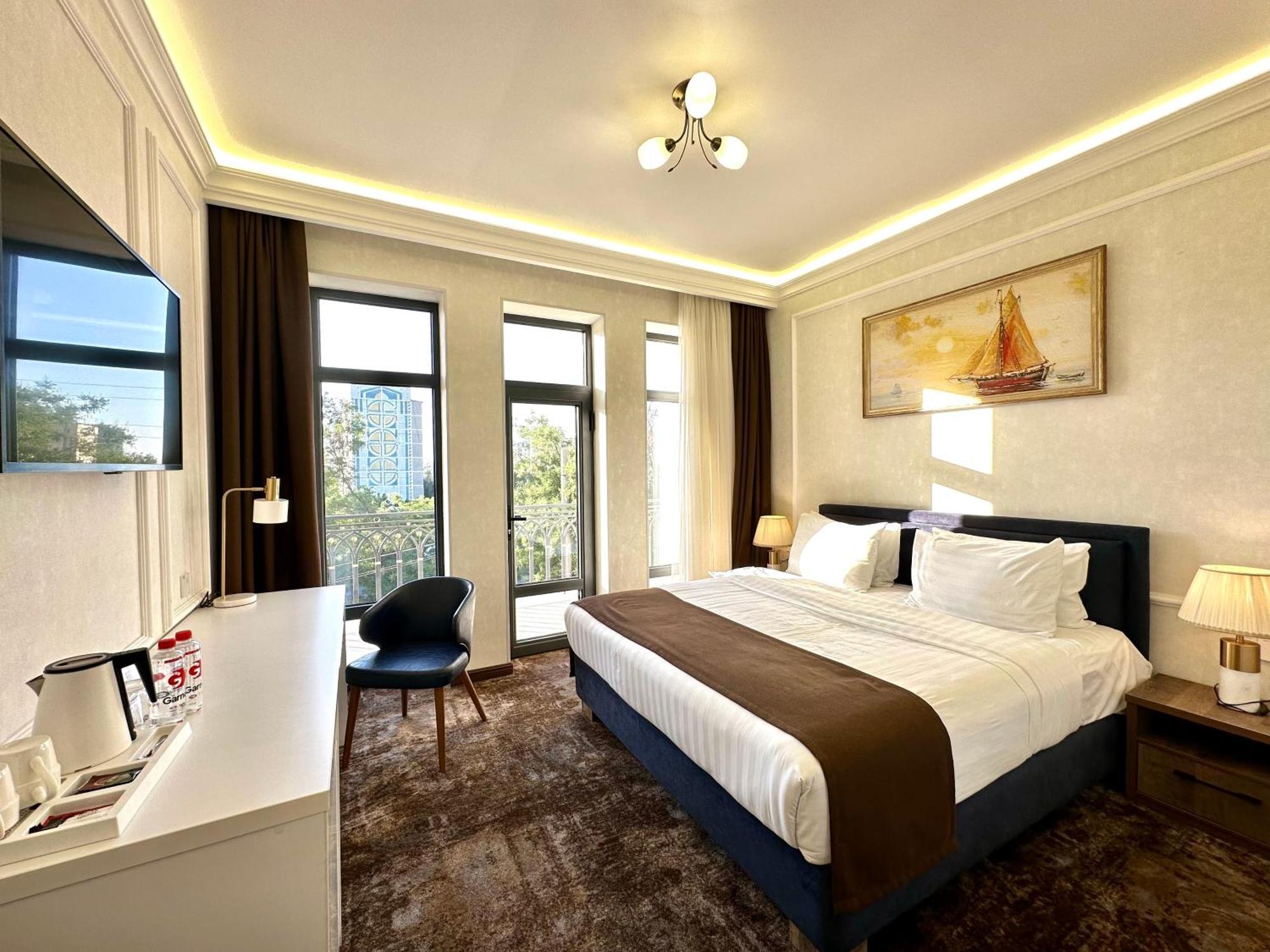 Garnet Mir Hotel タシュケント エクステリア 写真