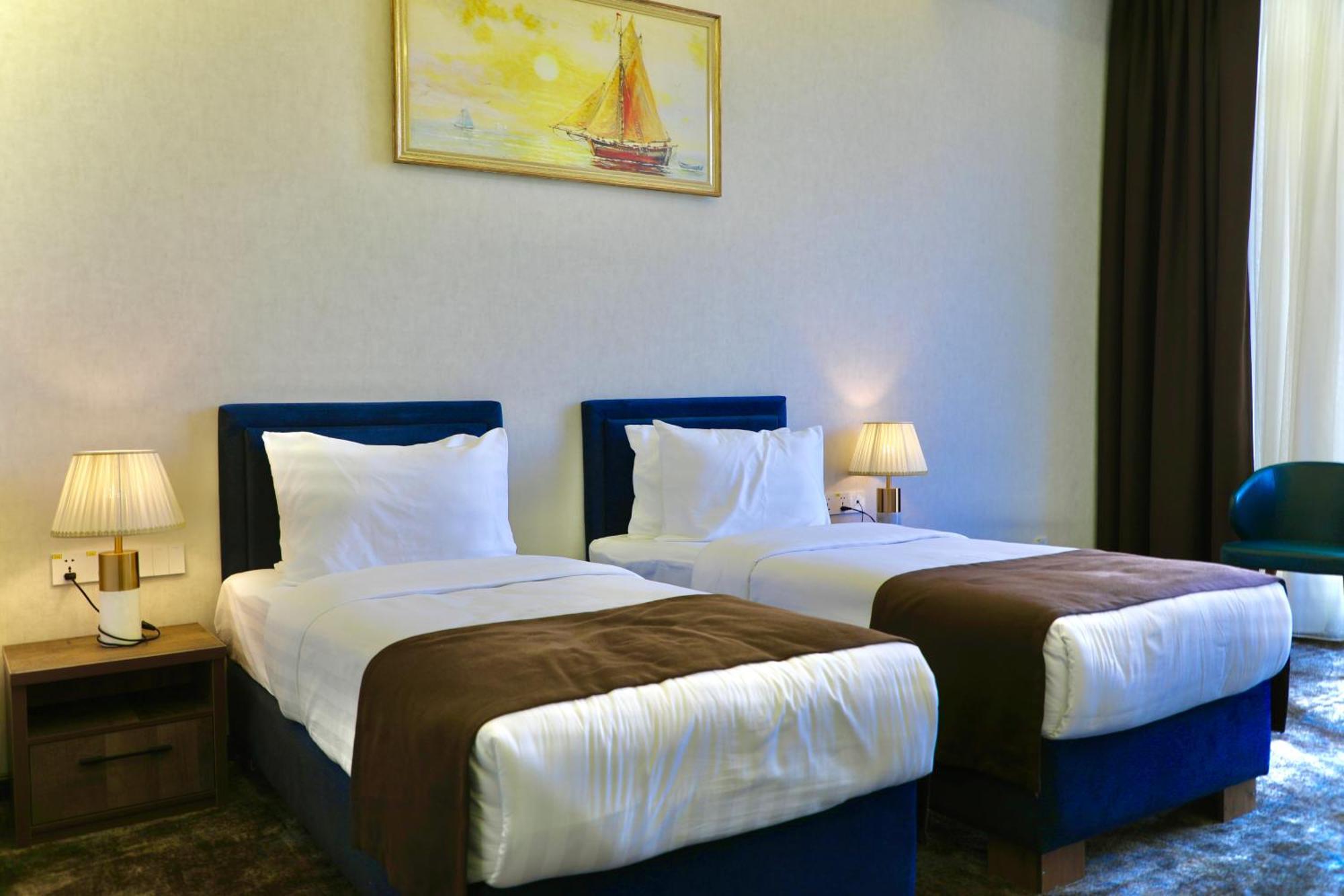 Garnet Mir Hotel タシュケント エクステリア 写真